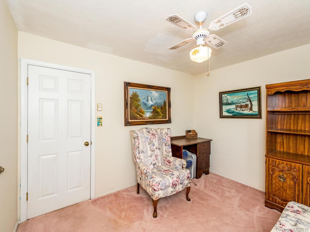 58 Levy Lane Asheville NC 28805