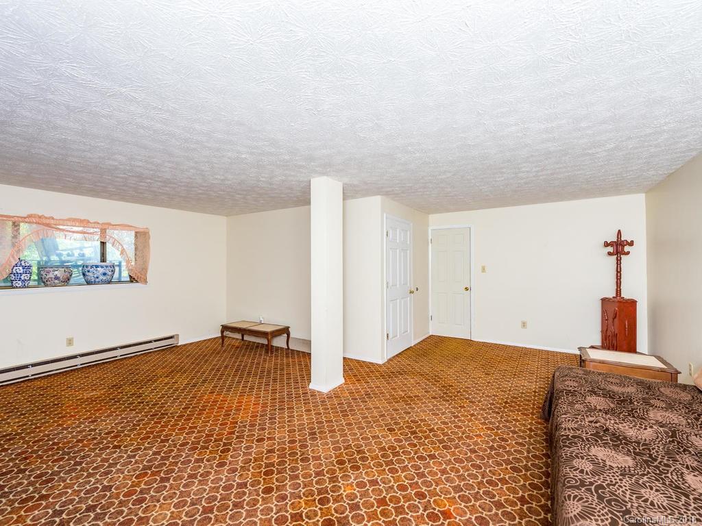 58 Levy Lane Asheville NC 28805