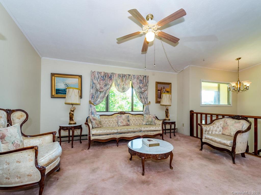 58 Levy Lane Asheville NC 28805