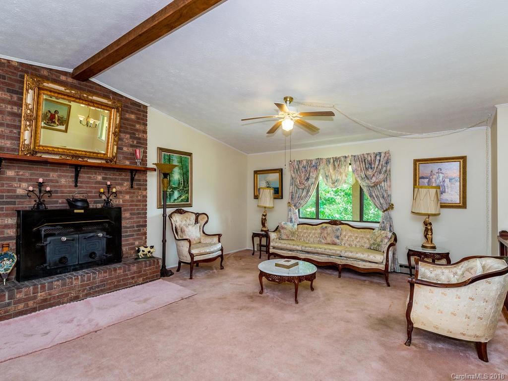 58 Levy Lane Asheville NC 28805