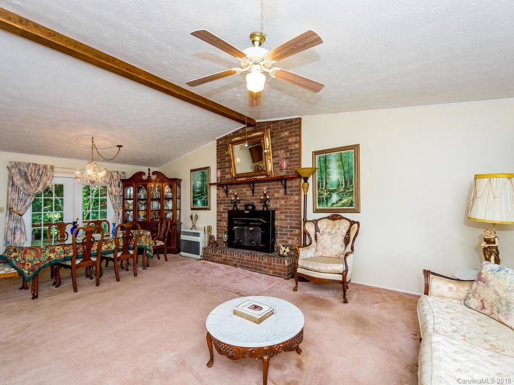 58 Levy Lane Asheville NC 28805