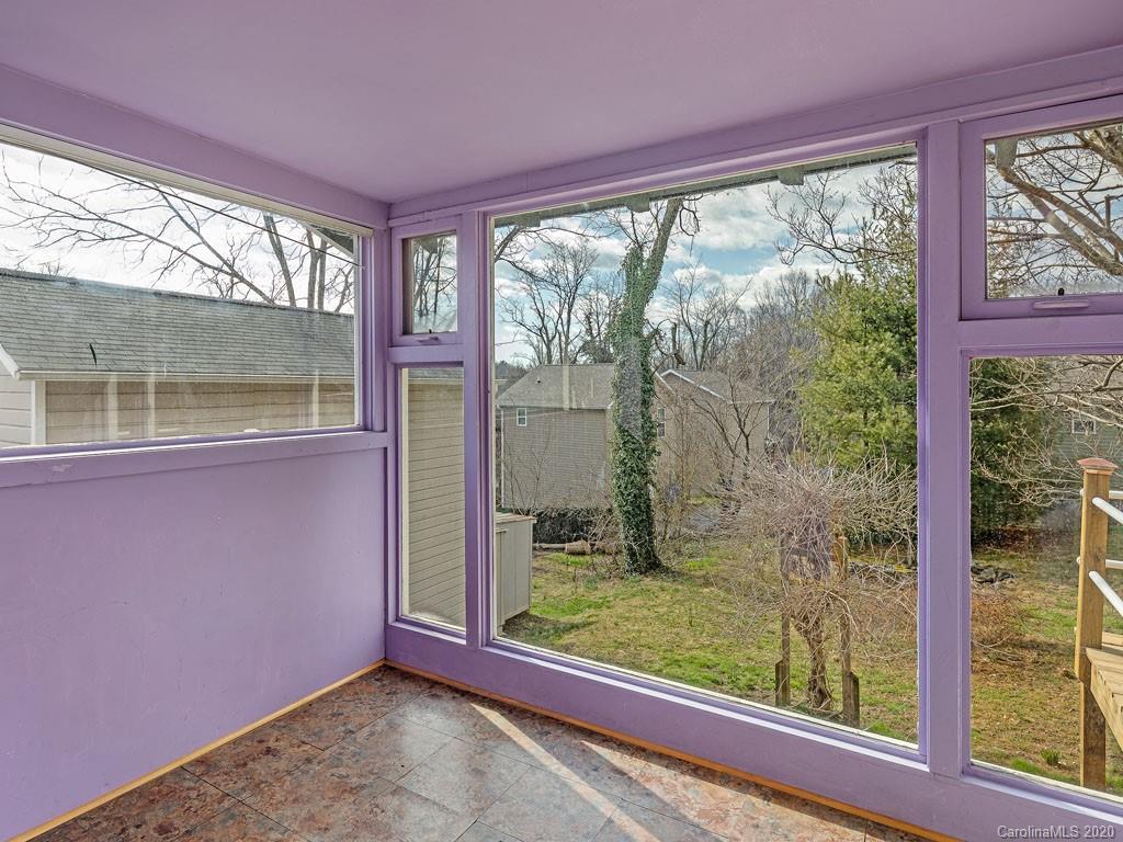 17 Brotherton Avenue Asheville NC 28806