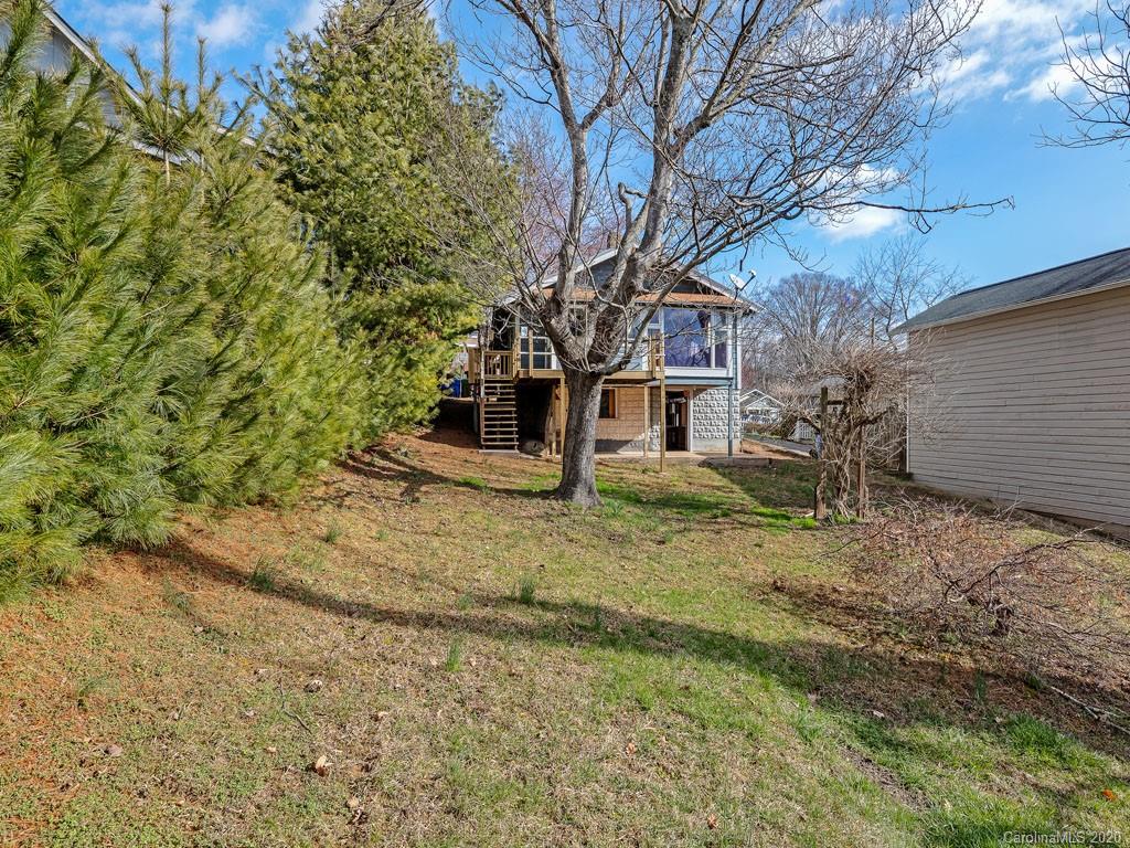 17 Brotherton Avenue Asheville NC 28806