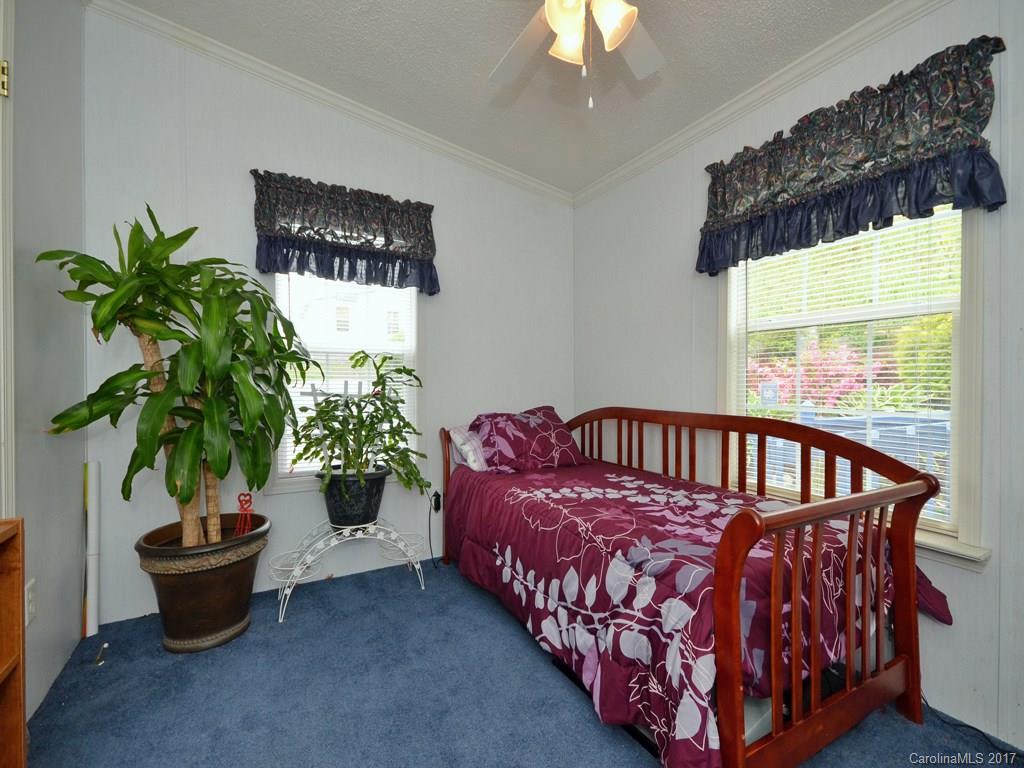 301 Golden Aster Road Swannanoa NC 28778