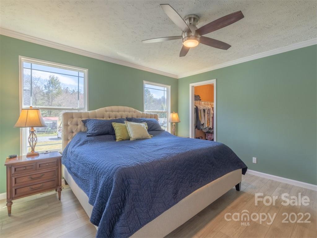 7 Wade Drive Candler NC 28715