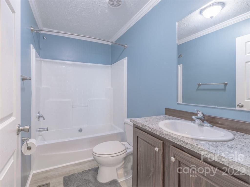 7 Wade Drive Candler NC 28715