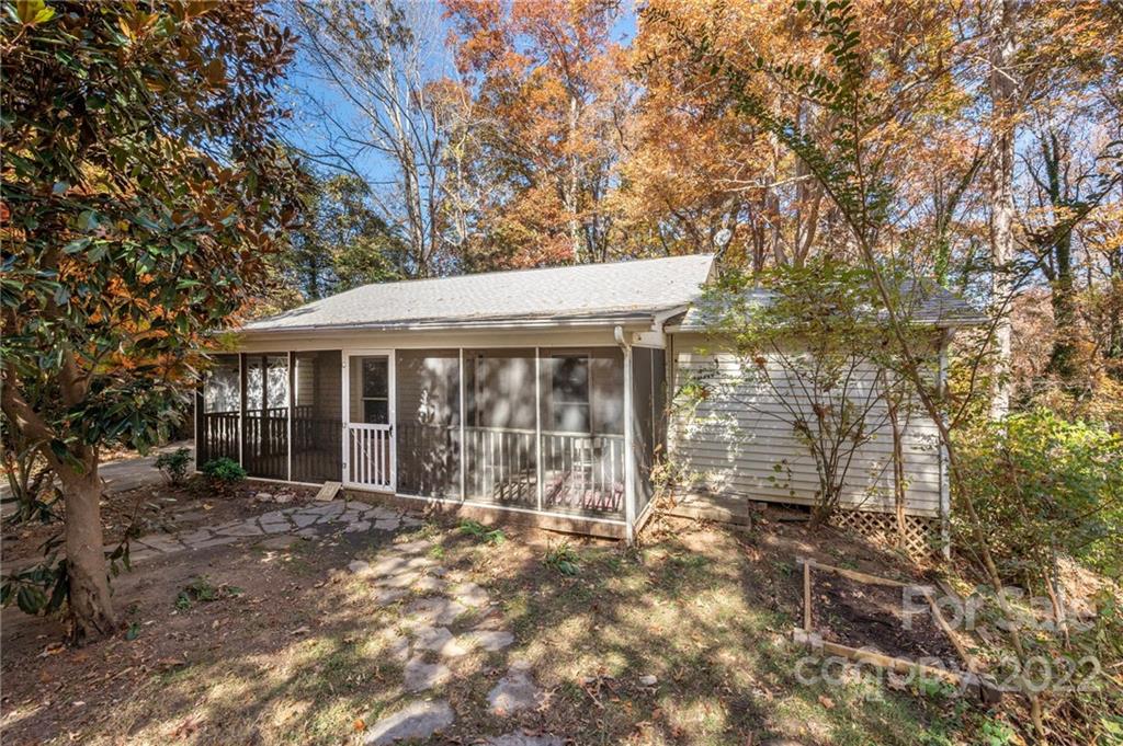 32 Academy Street Asheville NC 28803
