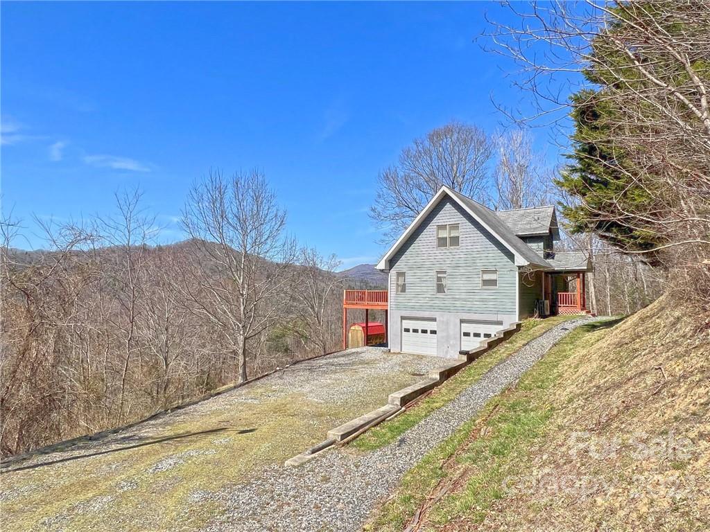 707 Woolyshot Branch Road Hot Springs NC 28743