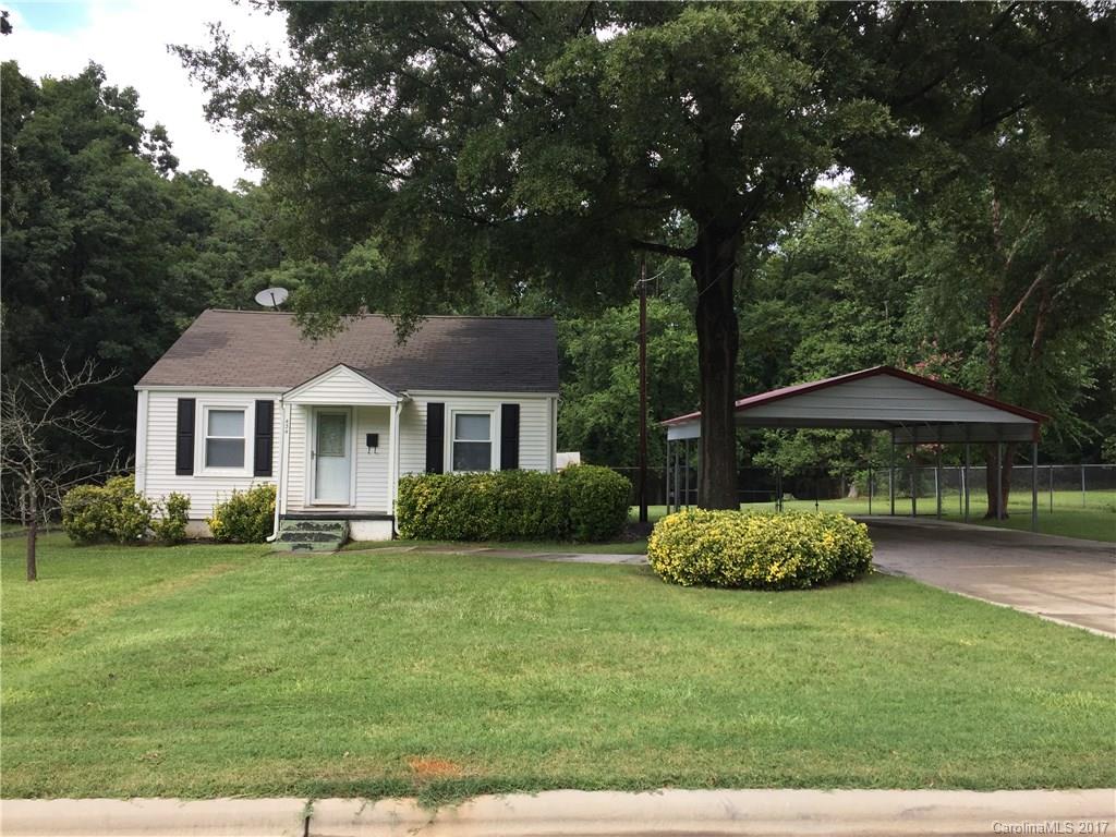 434 W Peterson Drive Charlotte NC 28217