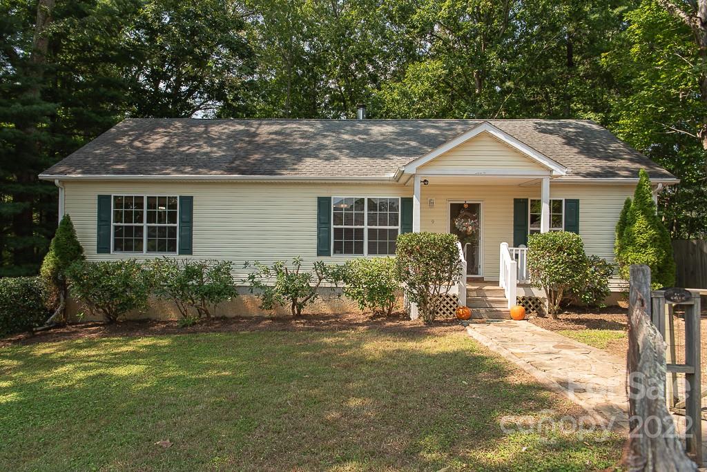 9 Oakcrest Drive Asheville NC 28806