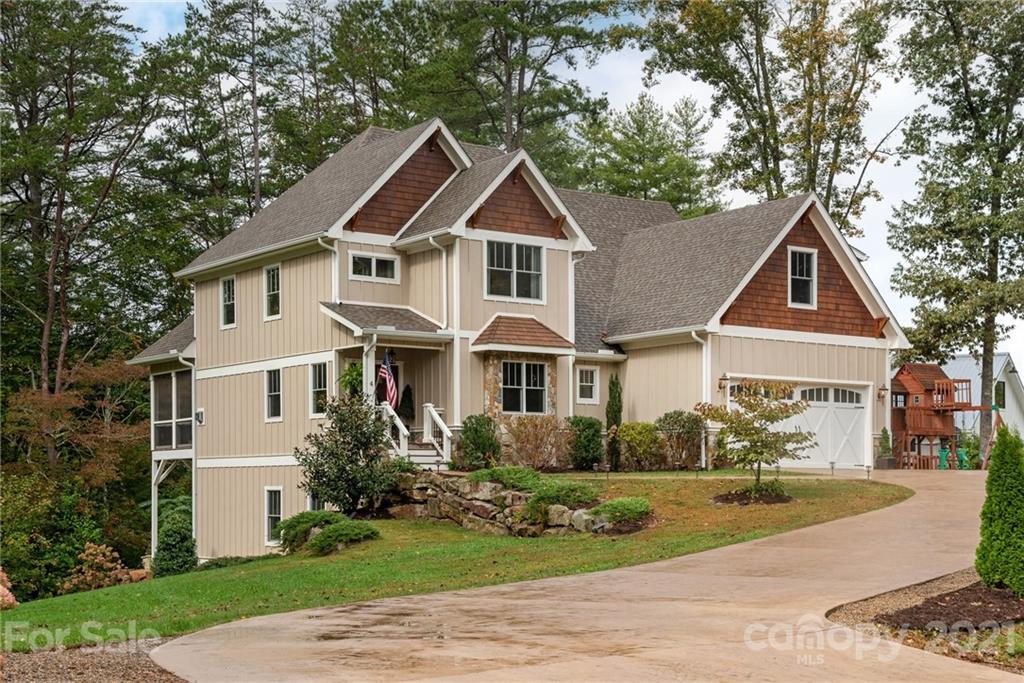 4 Crossings Circle Fairview NC 28730