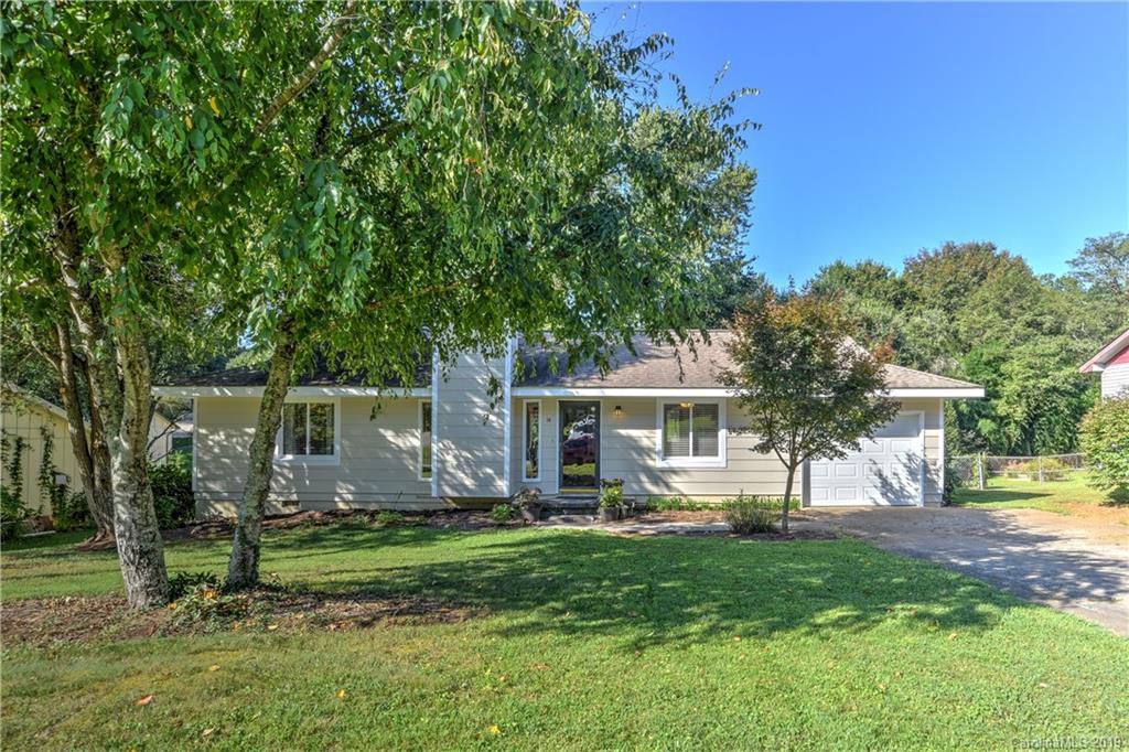 14 Glen Meadows Road Arden NC 28704