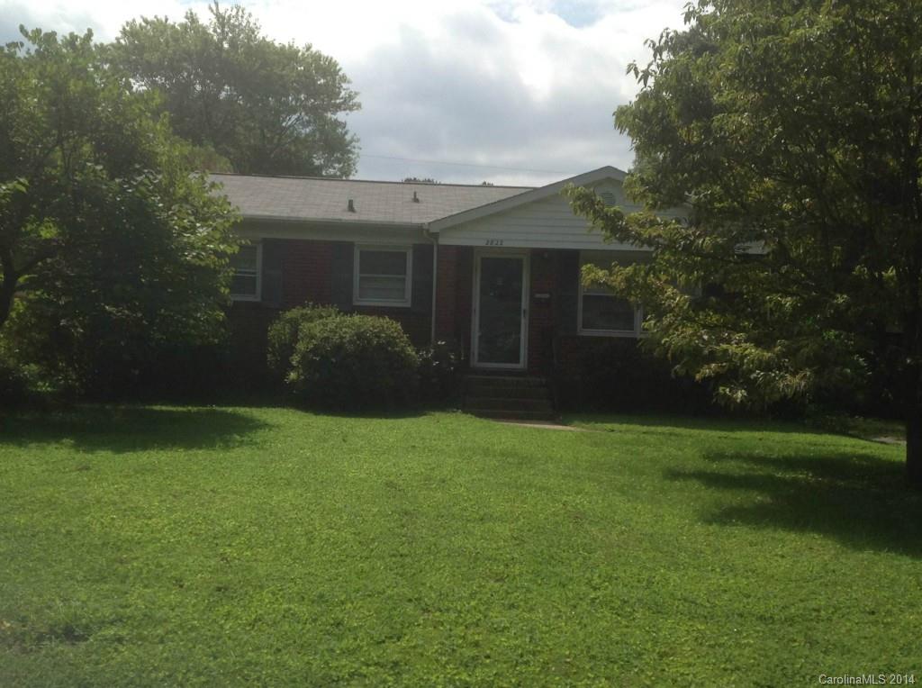2822 Albany Lane Charlotte NC 28205