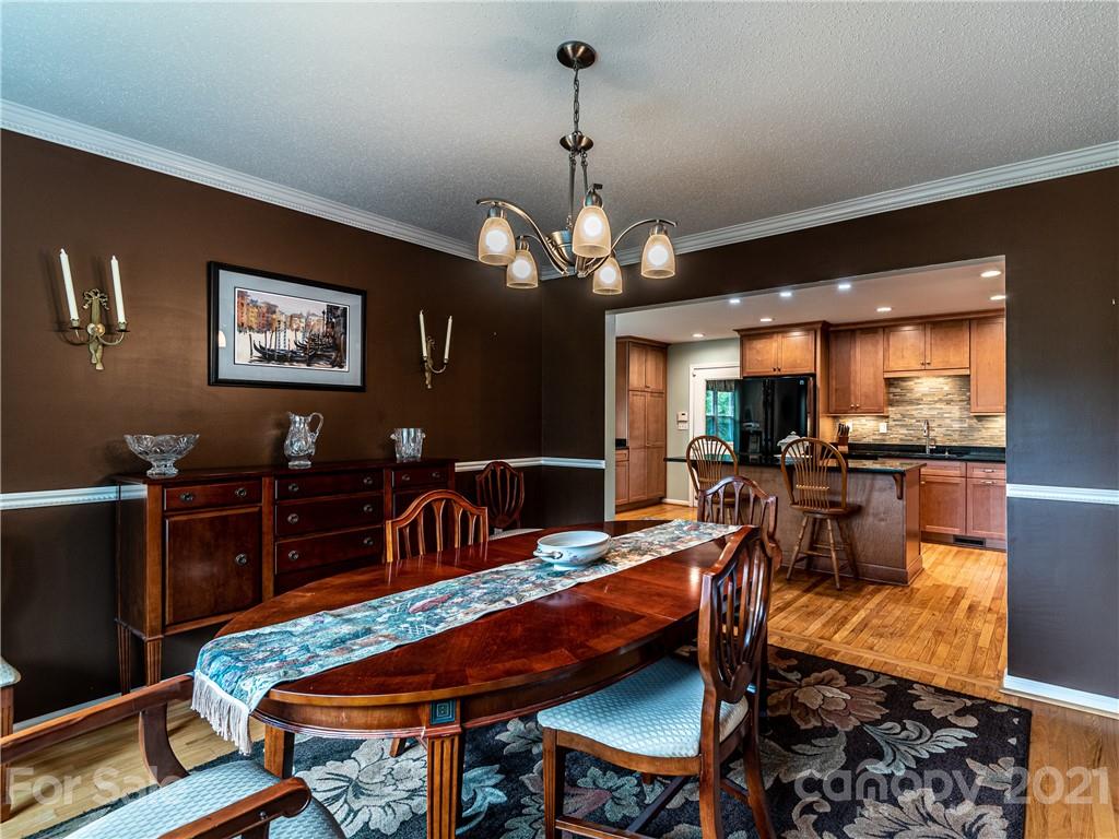 25 Lynnette Drive Fairview NC 28730
