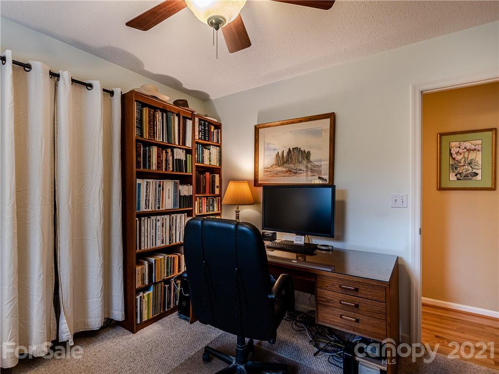 25 Lynnette Drive Fairview NC 28730