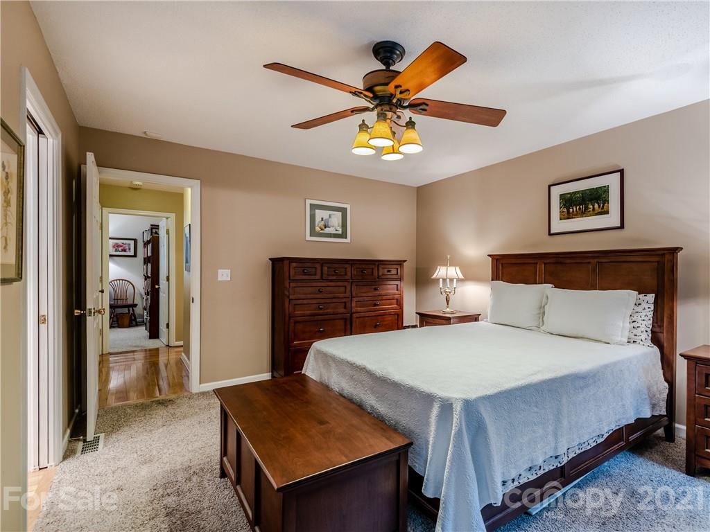 25 Lynnette Drive Fairview NC 28730