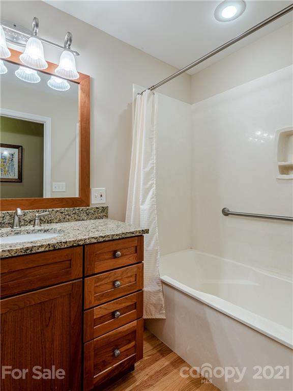 25 Lynnette Drive Fairview NC 28730