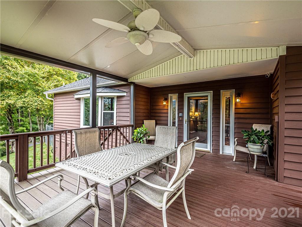 25 Lynnette Drive Fairview NC 28730