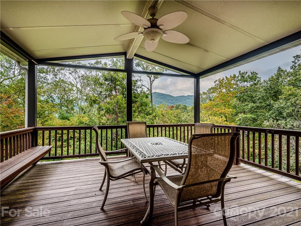 25 Lynnette Drive Fairview NC 28730