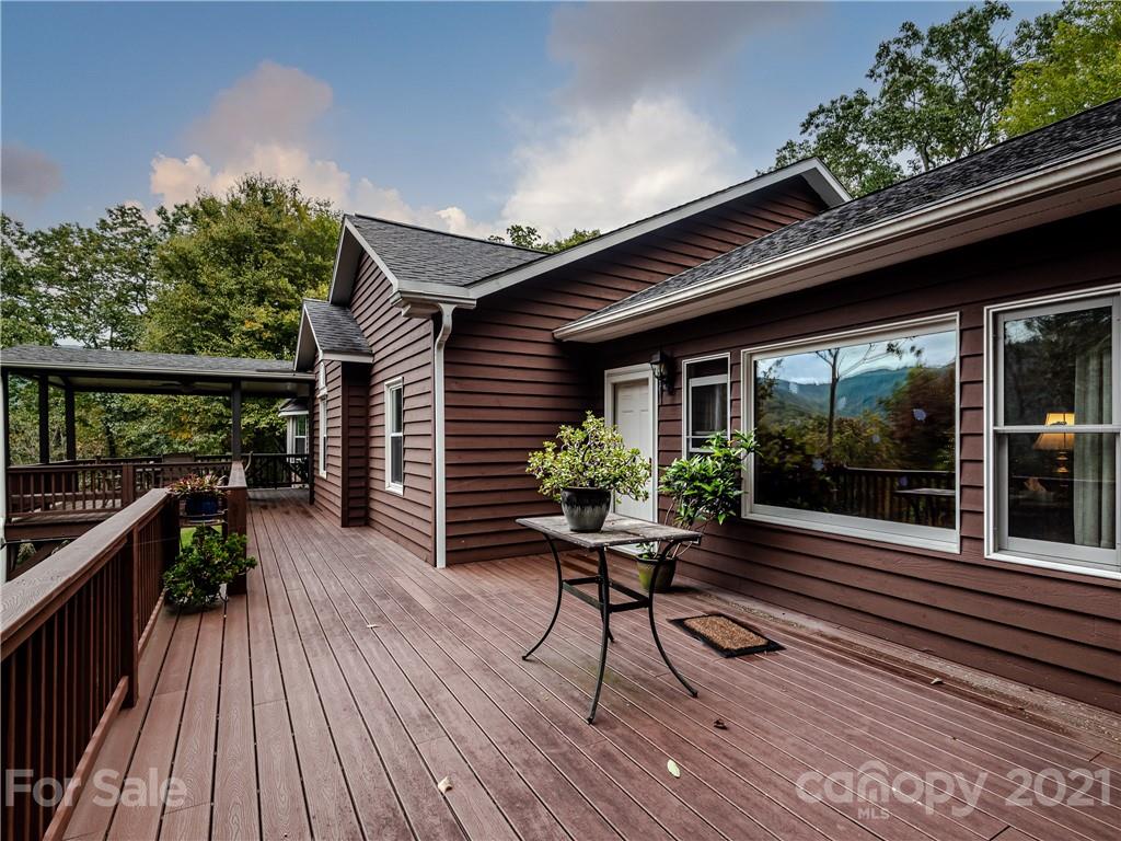 25 Lynnette Drive Fairview NC 28730
