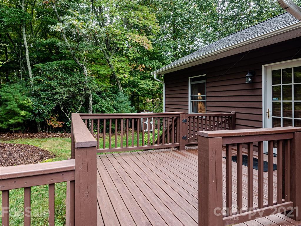 25 Lynnette Drive Fairview NC 28730
