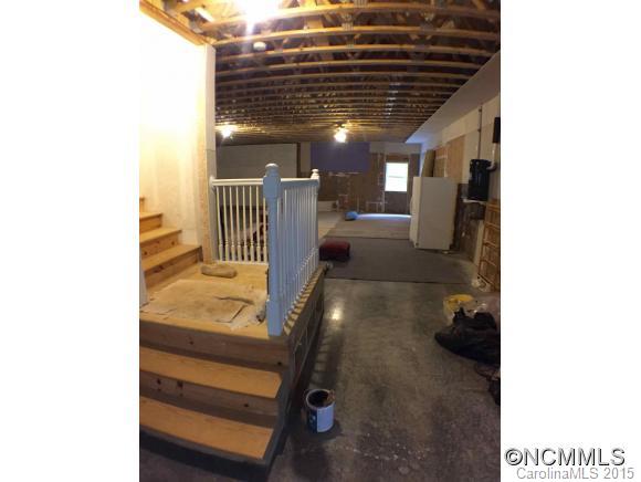63 Laurel Cove Road Candler NC 28715