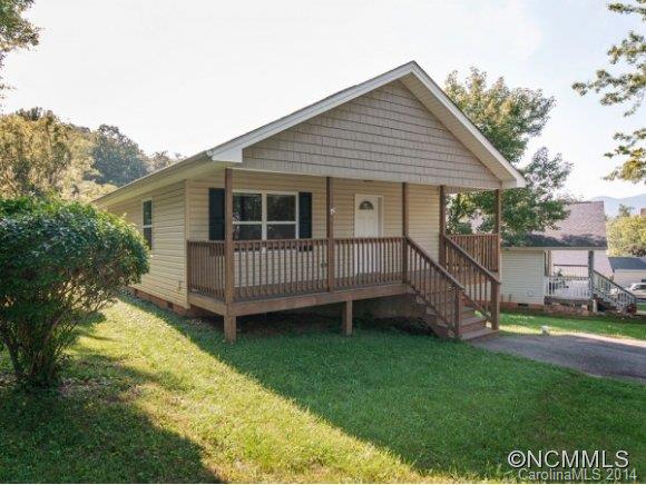 68 Moody Avenue Candler NC 28715