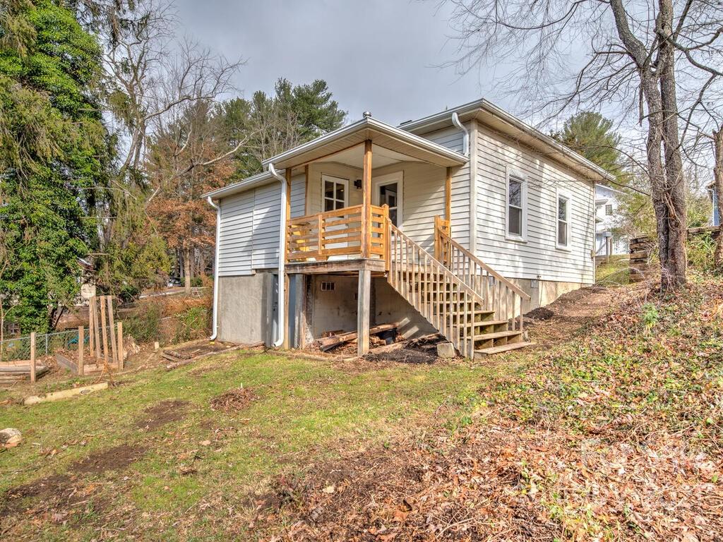 124 Dodge Street Asheville NC 28803