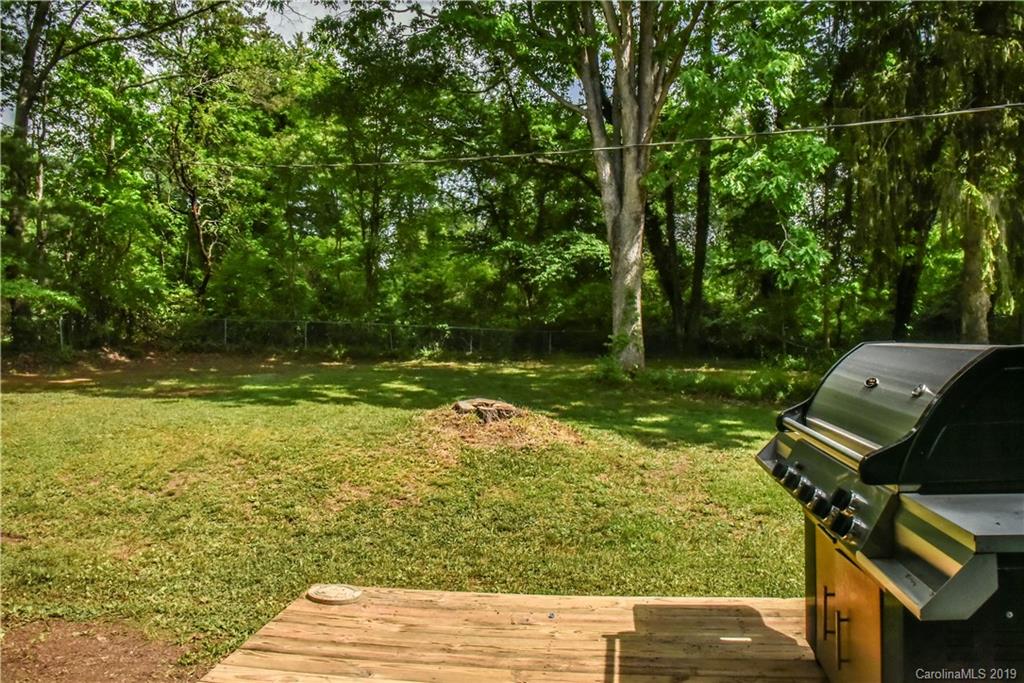 22 Pinnacle View Road Asheville NC 28803