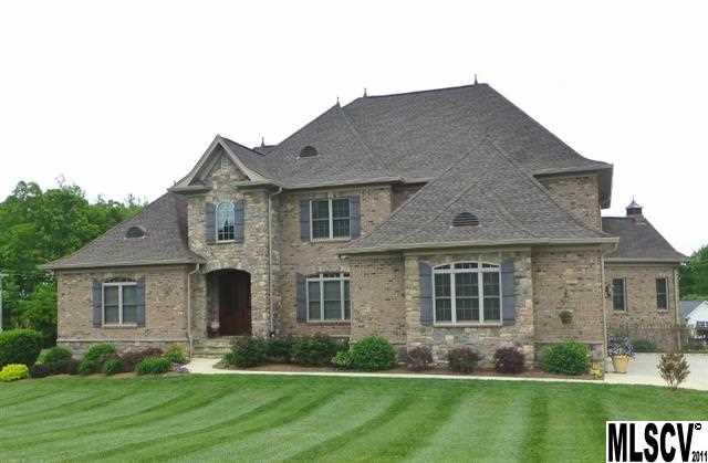 5794 Bakers Point Hickory NC 28602