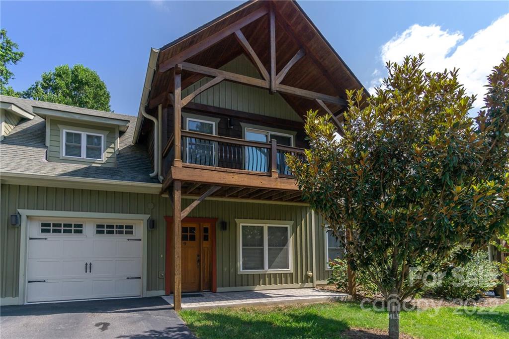 9 Roselyn Way Black Mountain NC 28711
