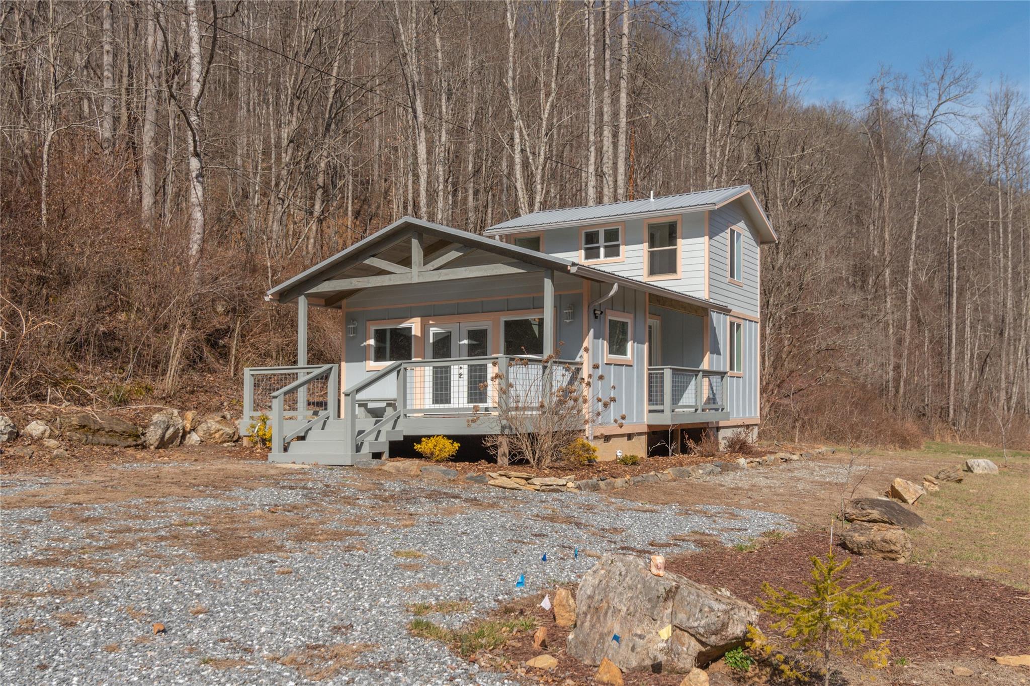 2287 Tilley Creek Road Cullowhee NC 28723