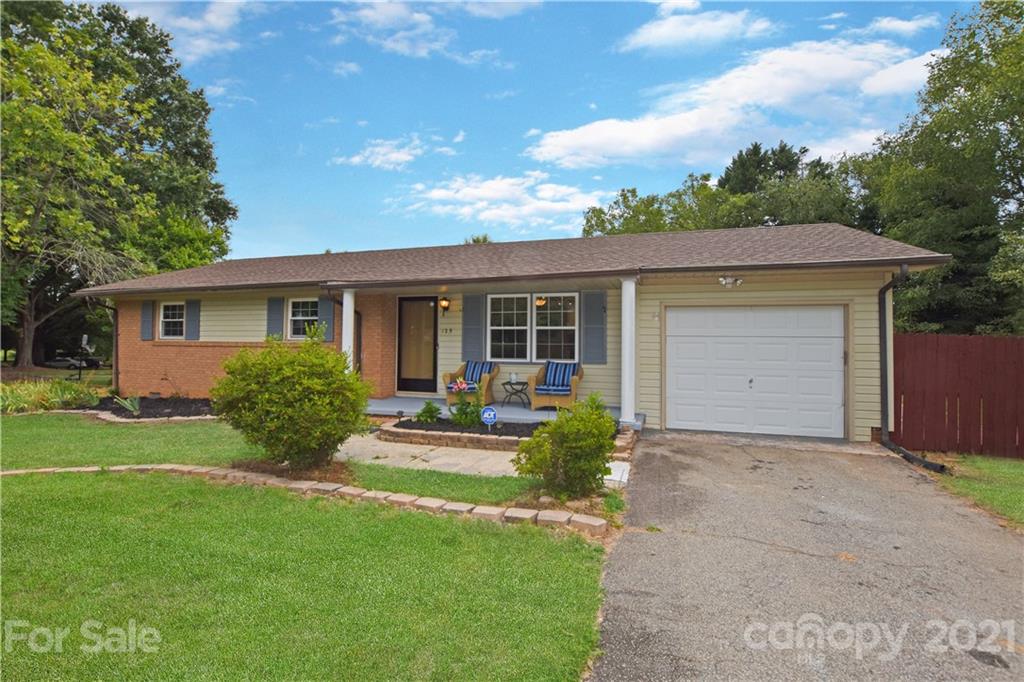 125 Longfield Drive Mooresville NC 28115