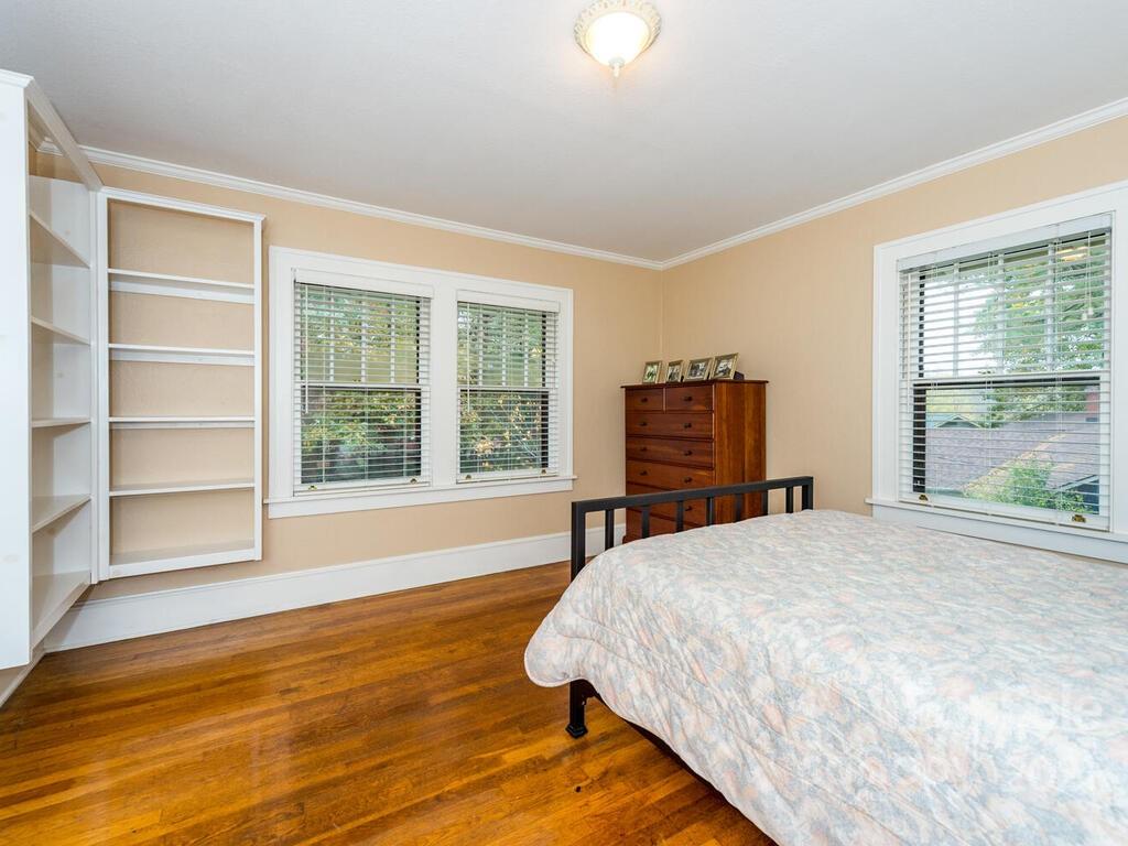 67 Cumberland Circle Asheville NC 28801