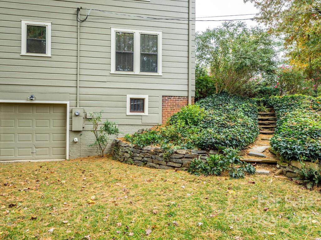 67 Cumberland Circle Asheville NC 28801