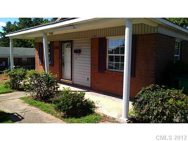 2604 Dundeen Street Charlotte NC 28216