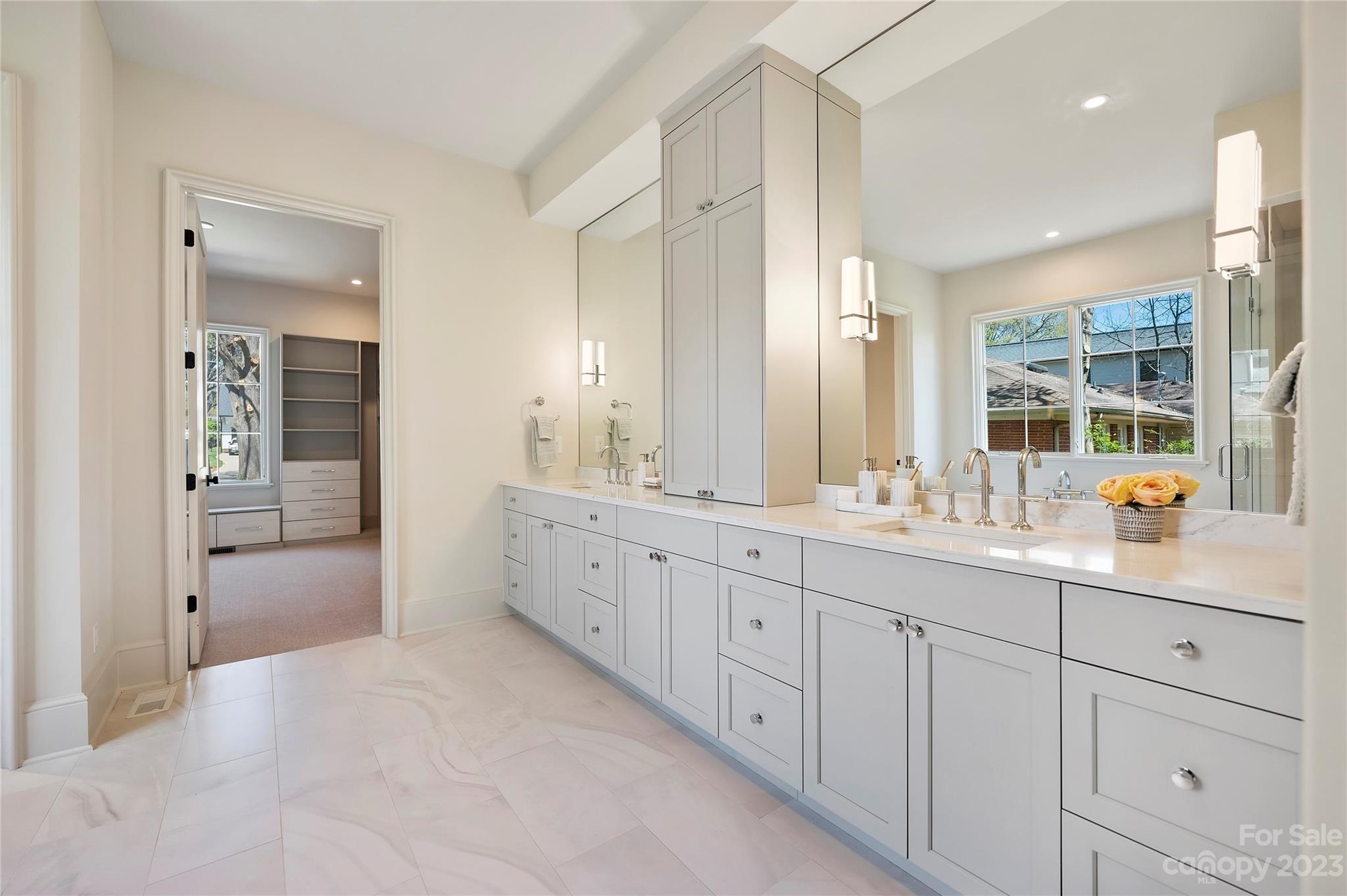 1414 Heather Lane Charlotte NC 28209