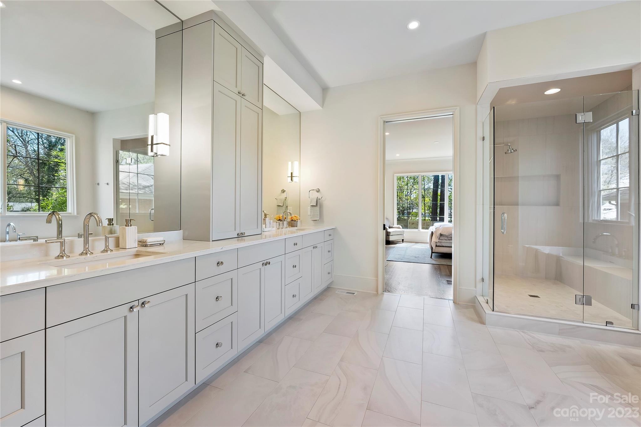 1414 Heather Lane Charlotte NC 28209