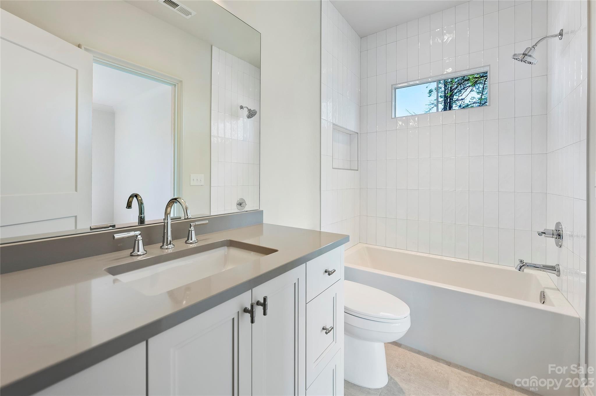 1414 Heather Lane Charlotte NC 28209
