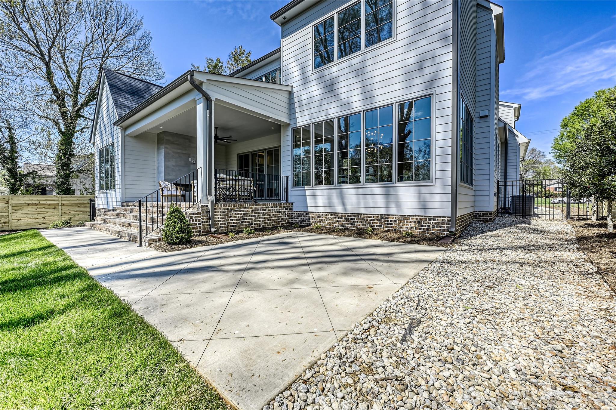 1414 Heather Lane Charlotte NC 28209