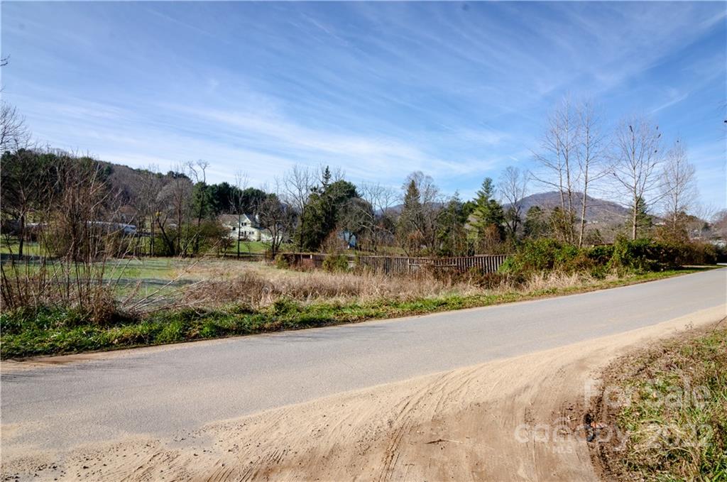 251 Scottdale Road Canton NC 28716