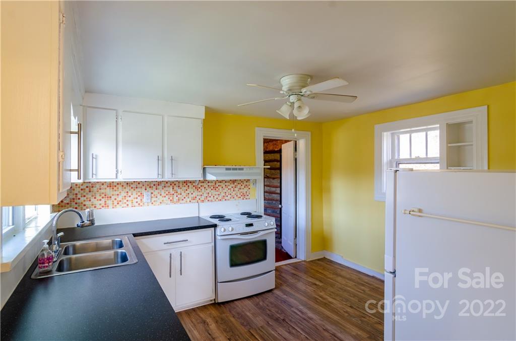 251 Scottdale Road Canton NC 28716