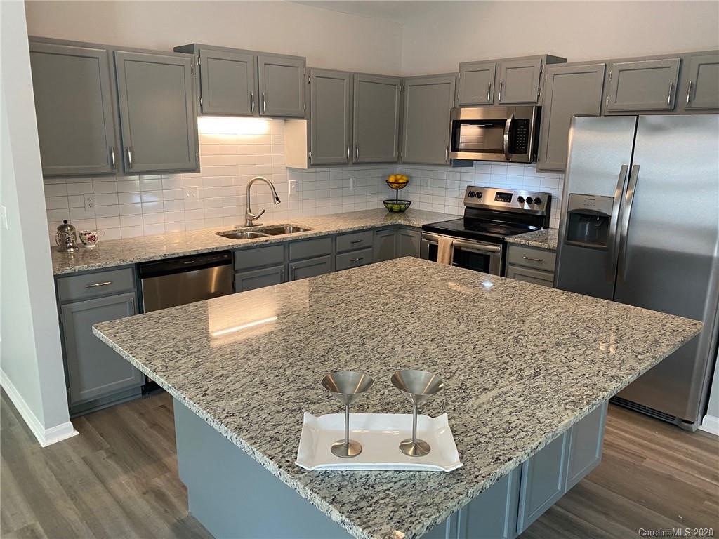2318 Valleyview Drive Charlotte NC 28215