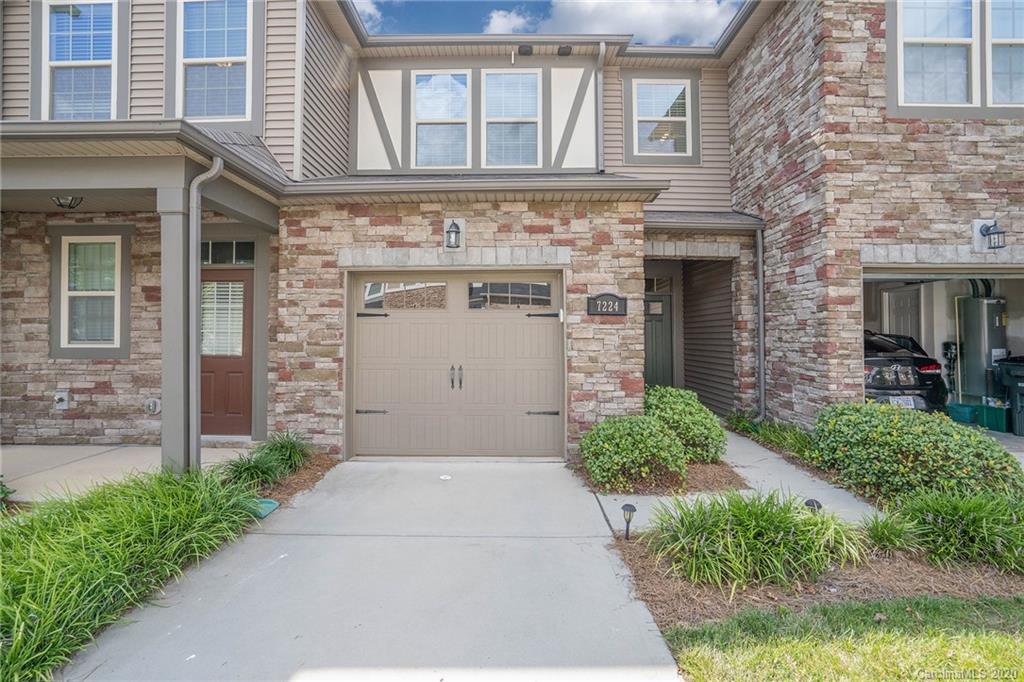 7224 Lochy Lane Charlotte NC 28278