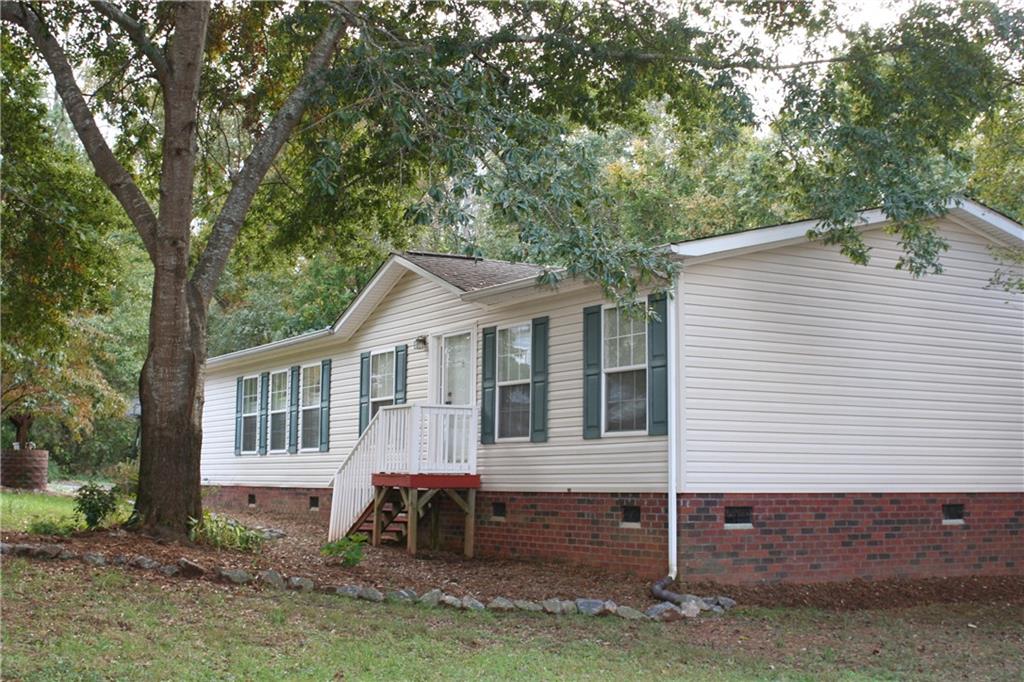2530 West View Trail Hickory NC 28601