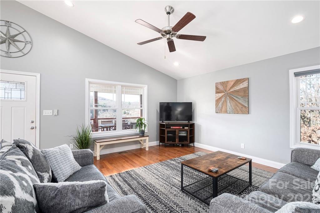 206 Riverside View Drive Asheville NC 28804