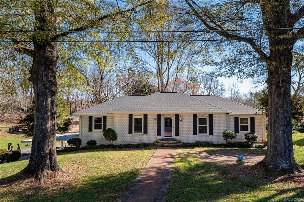 4260 1st Street Ne Hickory NC 28601