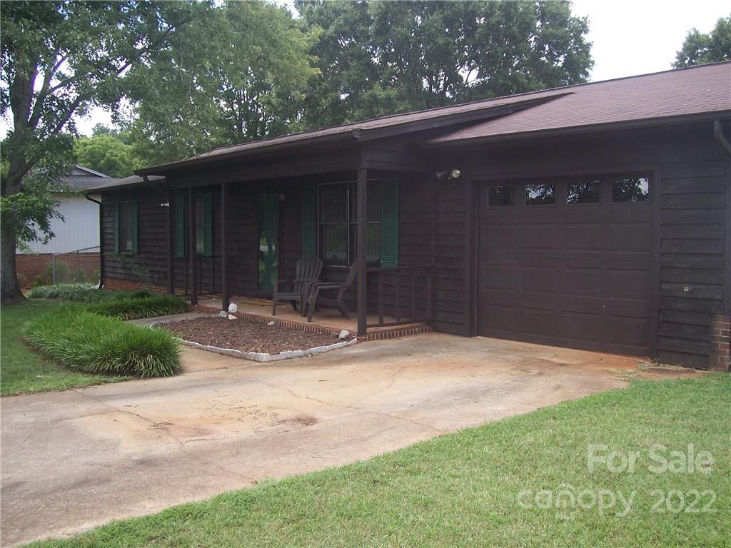 2430 Rocky Ford Road Newton NC 28658