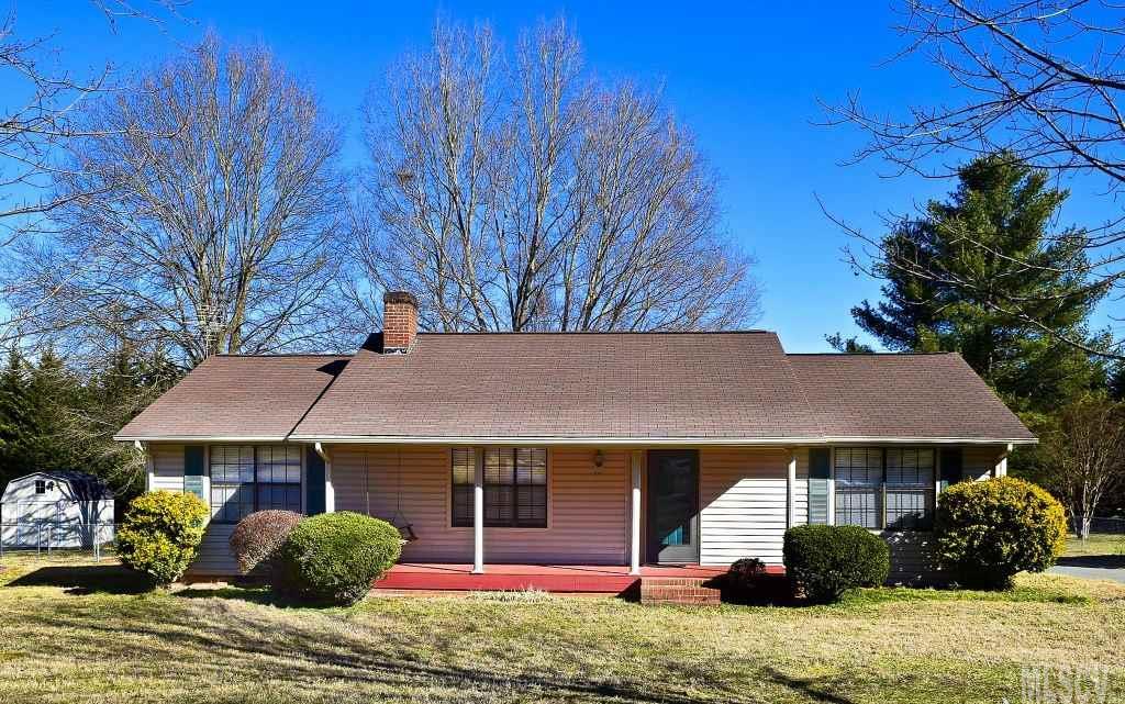 64 22nd Avenue NW Hickory NC 28601