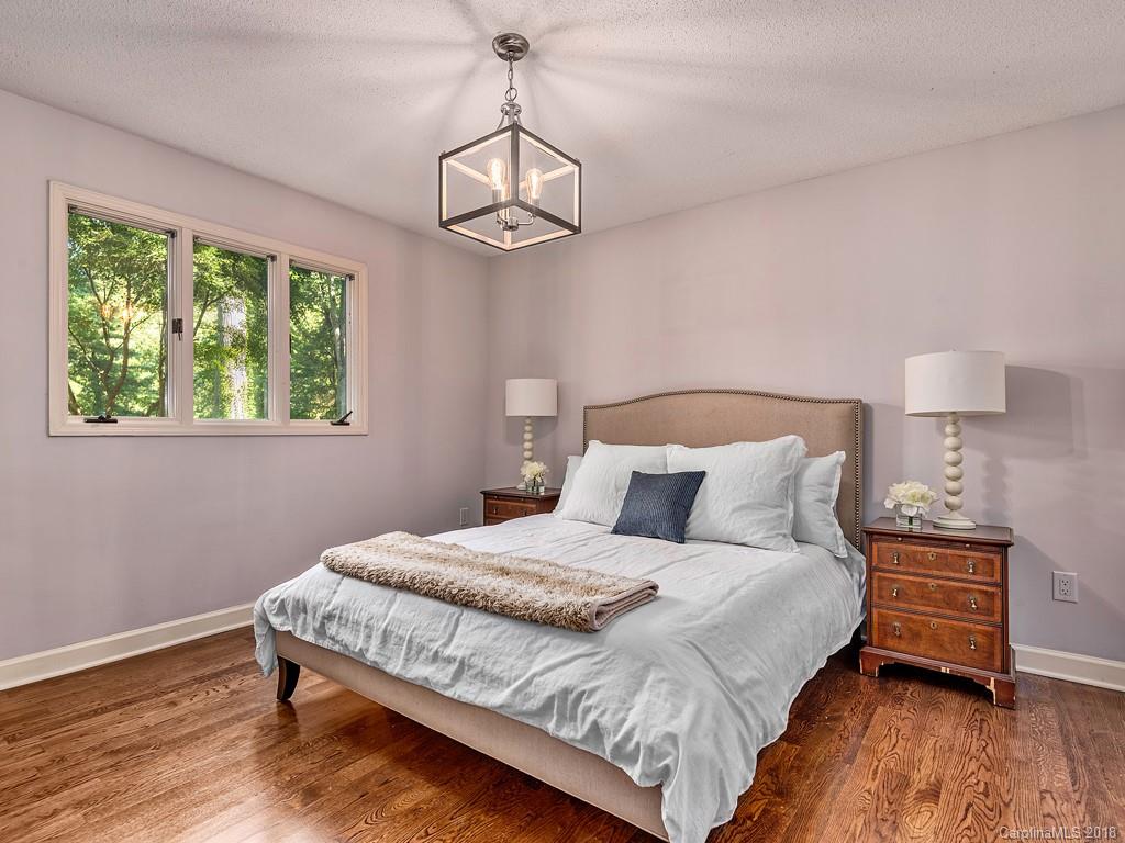 37 Glenview Road Asheville NC 28804